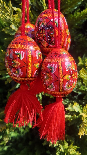 装飾用木製プィサンカ（イースターエッグ）　コロミヤモデル