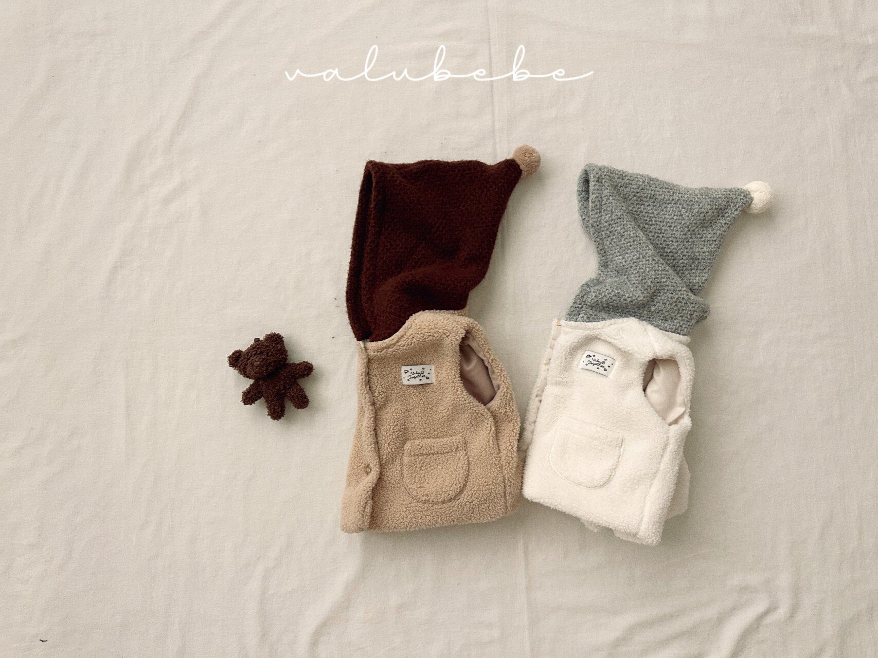 【予約】Pom-ball Dumble Vest (Bebe)