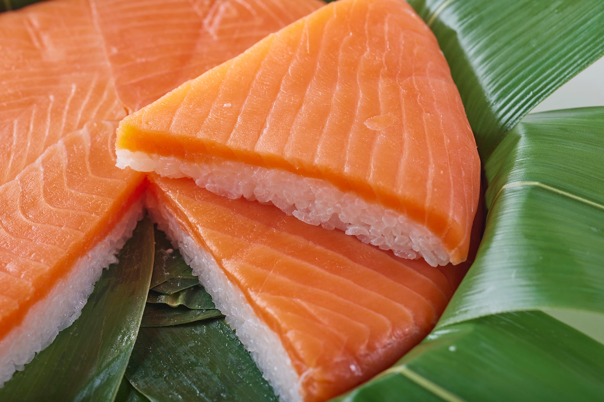 送料お得！】鱒の寿し 1段重【5個セット】 | 米久オンラインショップ