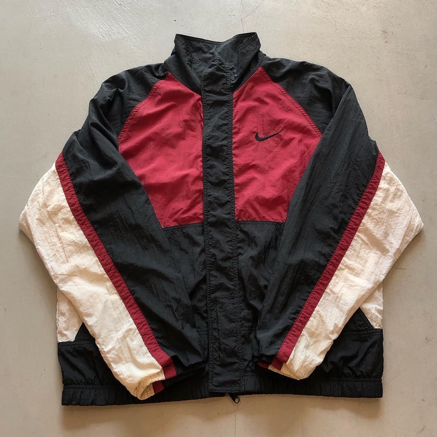 90s NIKE nylon zip-up blouson【高円寺店】