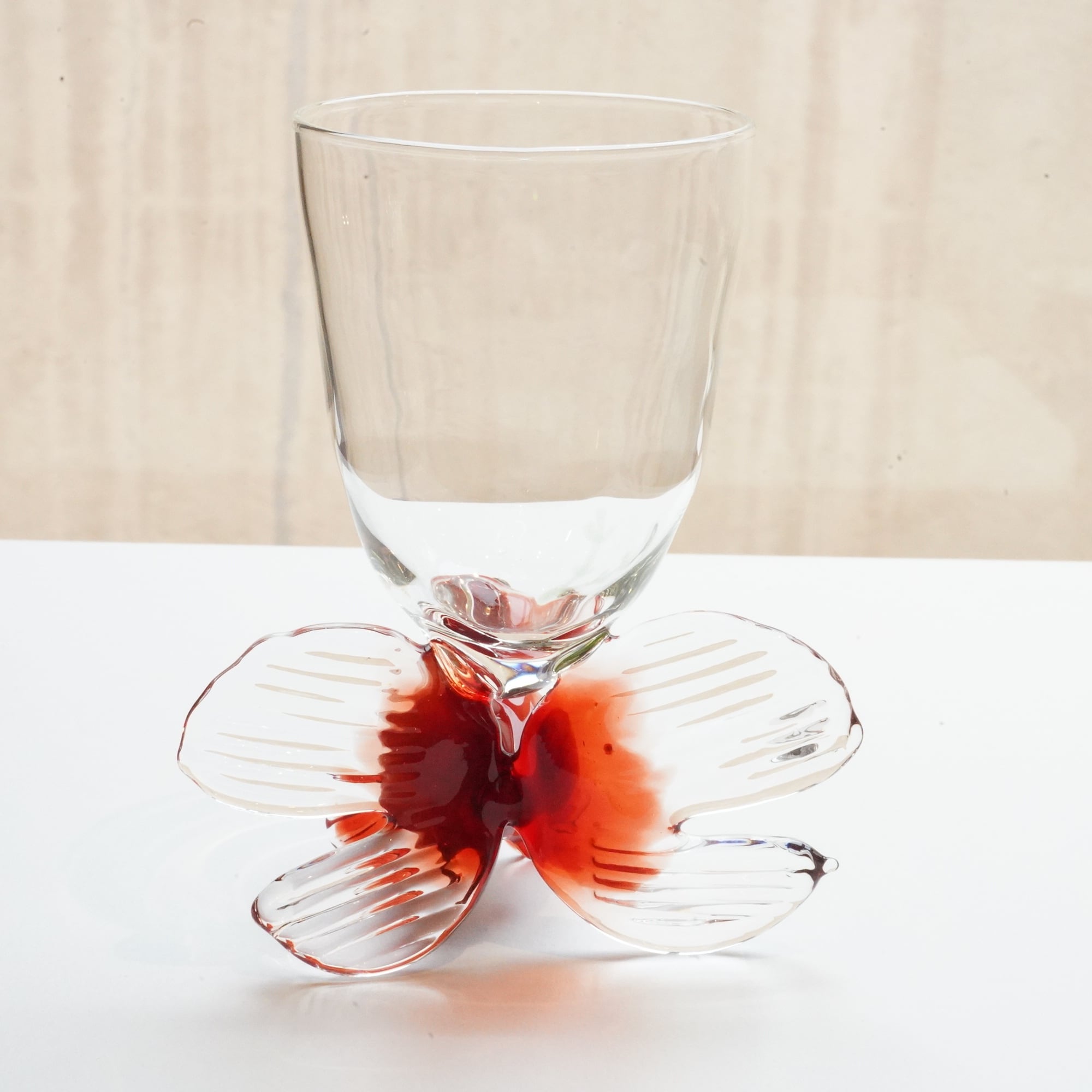 【ガラス作家・竹川久仁子氏】金魚グラス　新品未使用 竹川久仁子】耐熱ガラス 金魚ワイングラス A | ろにせら ギャラリーと