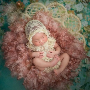newborn photo ニューボーンフォト 新生児 写真 ロンパース レースロンパース 帽子 レース ボンネット ベビー 赤ちゃん 衣装 記念撮影 写真映え フォトプロップス 撮影小物 結婚式 ウェディング ナチュラル ヴィンテージ フォトジェニック お洒落 おしゃれ