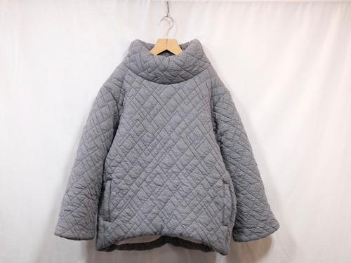 WHOWHAT”VOLUME QUILTING PULLOVER “ TYPE:1