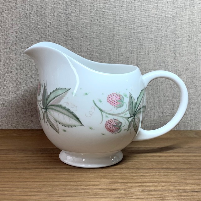 スージークーパー「ワイルドストロベリー クリーマー」イギリス製 ヴィンテージ susie cooper