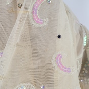 社交ダンス 衣装 ラテン ドレス ワンピース 白 フリンジ デモ 競技 ダンス パーティ 発表会 レース アイボリー オフホワイト ホワイト系 飾り きらめき エレガント フェミニン 上品 パフォーマンス 競技用舞台用