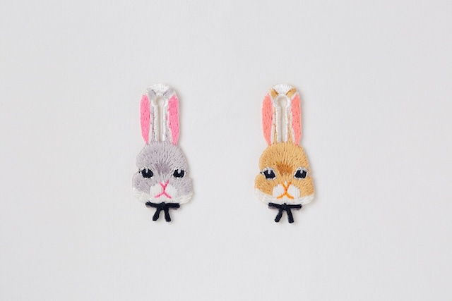 【1年ぶりにベージュも入荷】ボタンアクセサリーRabbit