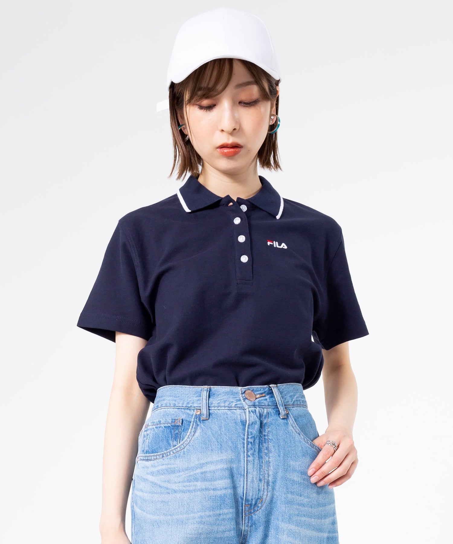 ユニセックス向けのブランドをメインにした、カジュアルな洋服や服飾