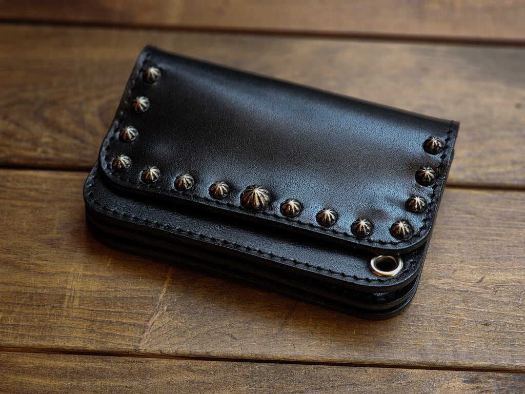 栃木レザー スタッズ トラッカーウォレット 本革 長財布 日本製 メンズ