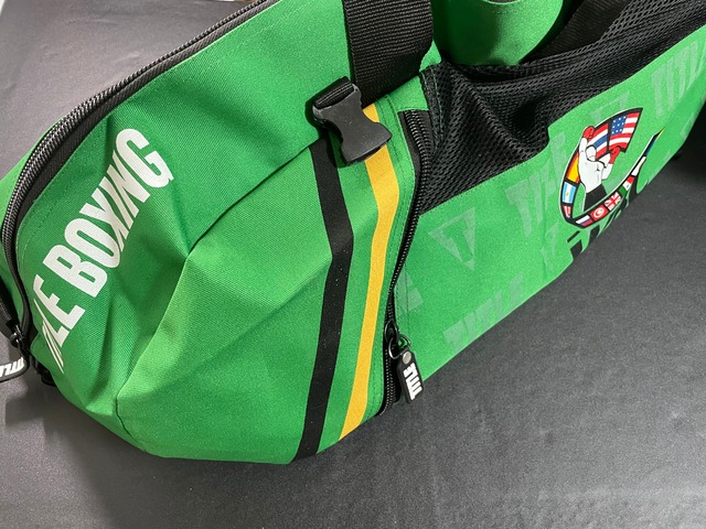 Title製WBCスポーツバッグ