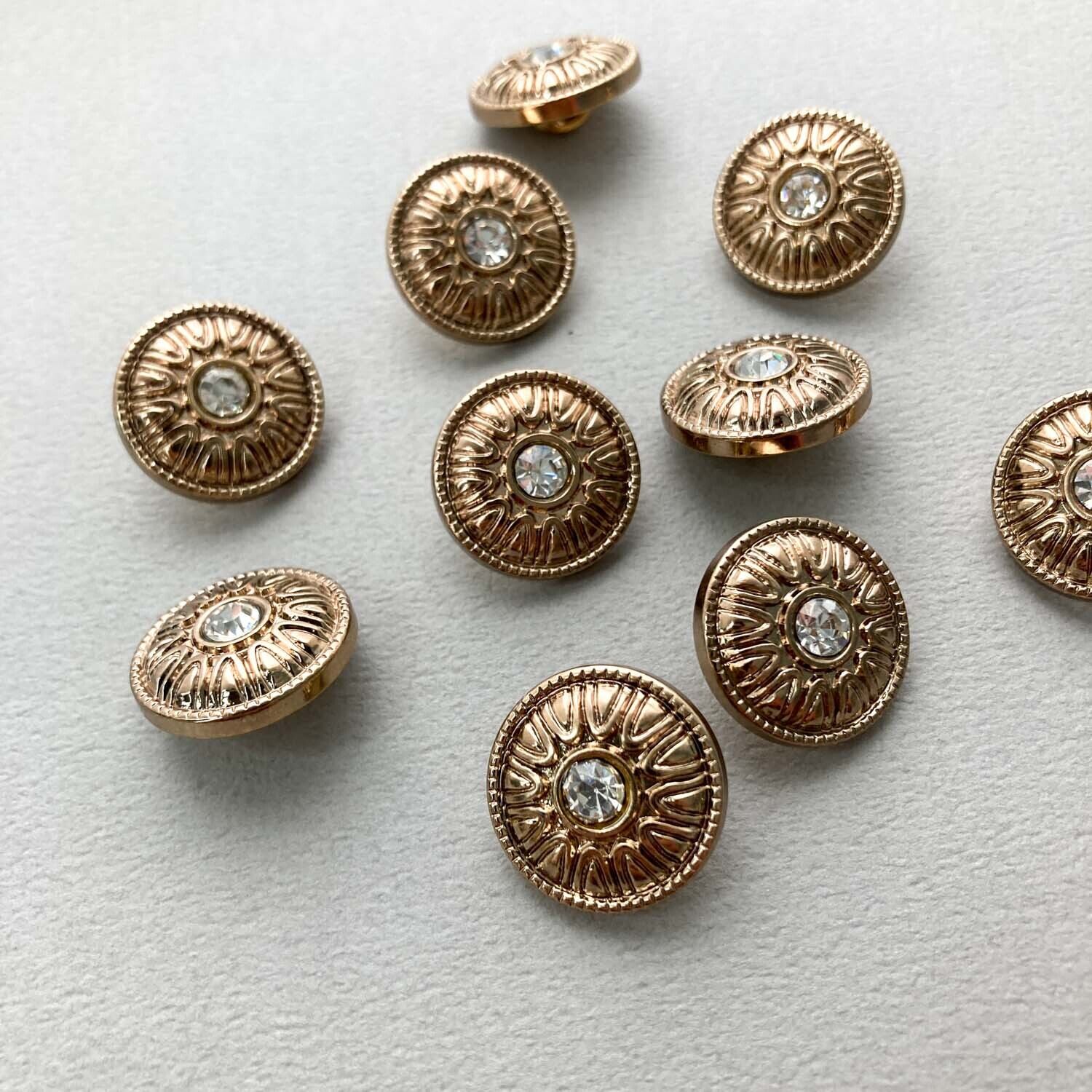 再入荷〉ビジュー付つぼみ模様ゴールドボタン（18mm） | Dua