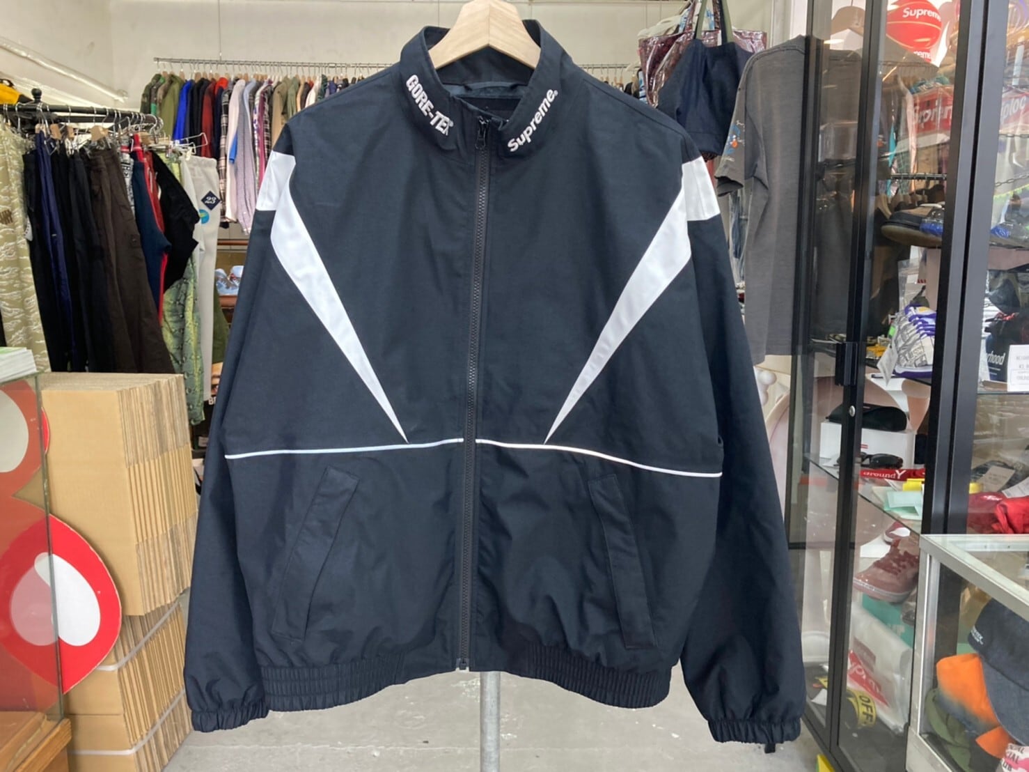 supreme GORE TEX Court Jacket