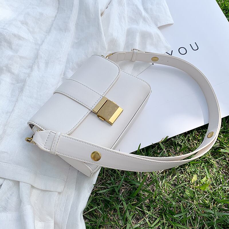 オールマッチスモールバッグ女性バッグ2020新しいタイドネットレッドファッションブロードバンドショルダーメッセンジャーバッグ西洋気質小さなスクエアバッグ Tiancai_Wing_Bag5056716