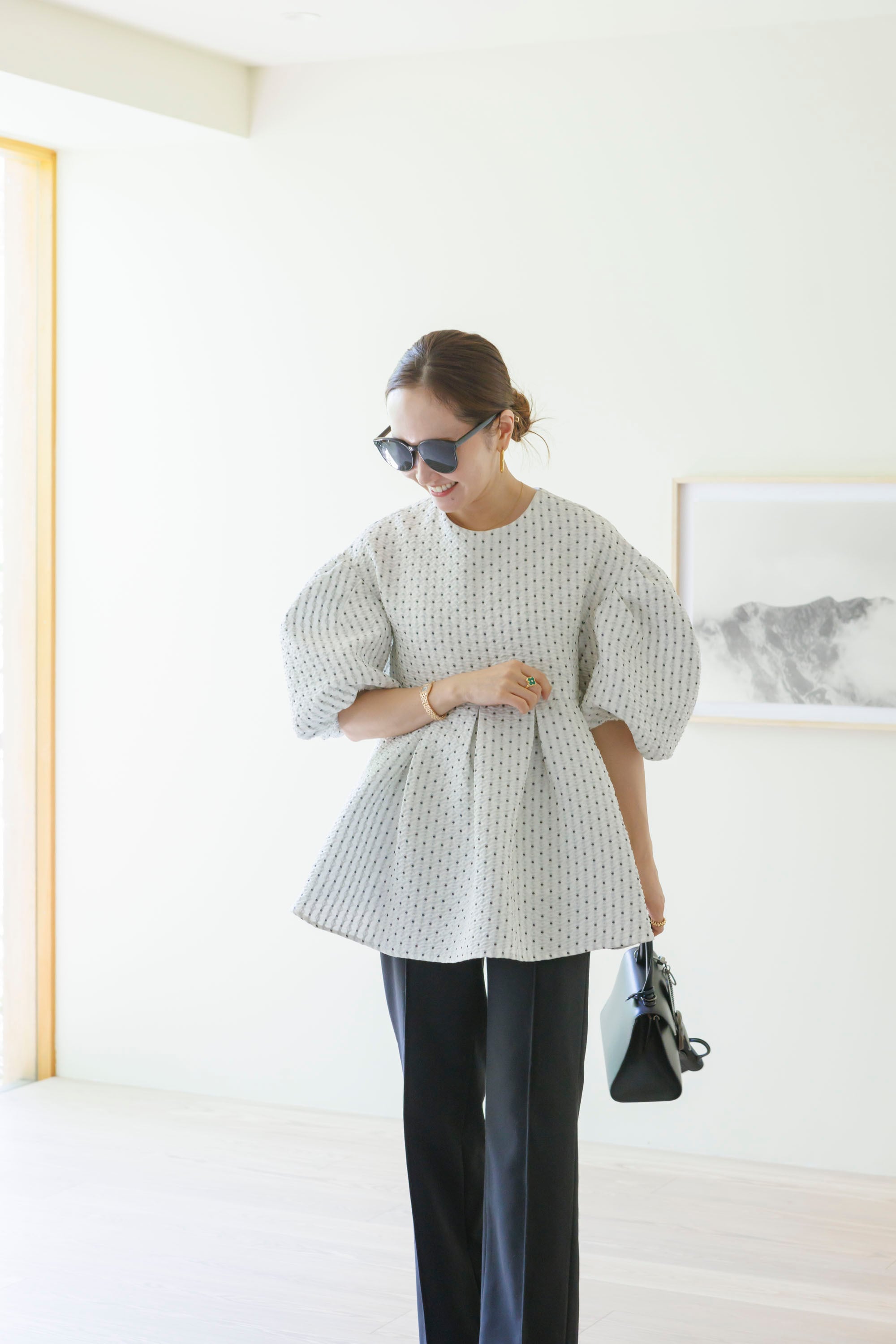 8/23(FRI)21:00ーNew Dot jacquard blouse | Bluelea