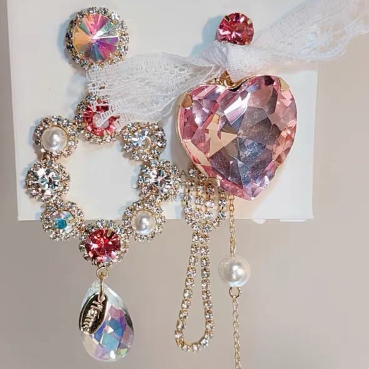 SALE❣️【【破格❣️即納❣️送料無料❣️】ピアス ビック ゆらゆら