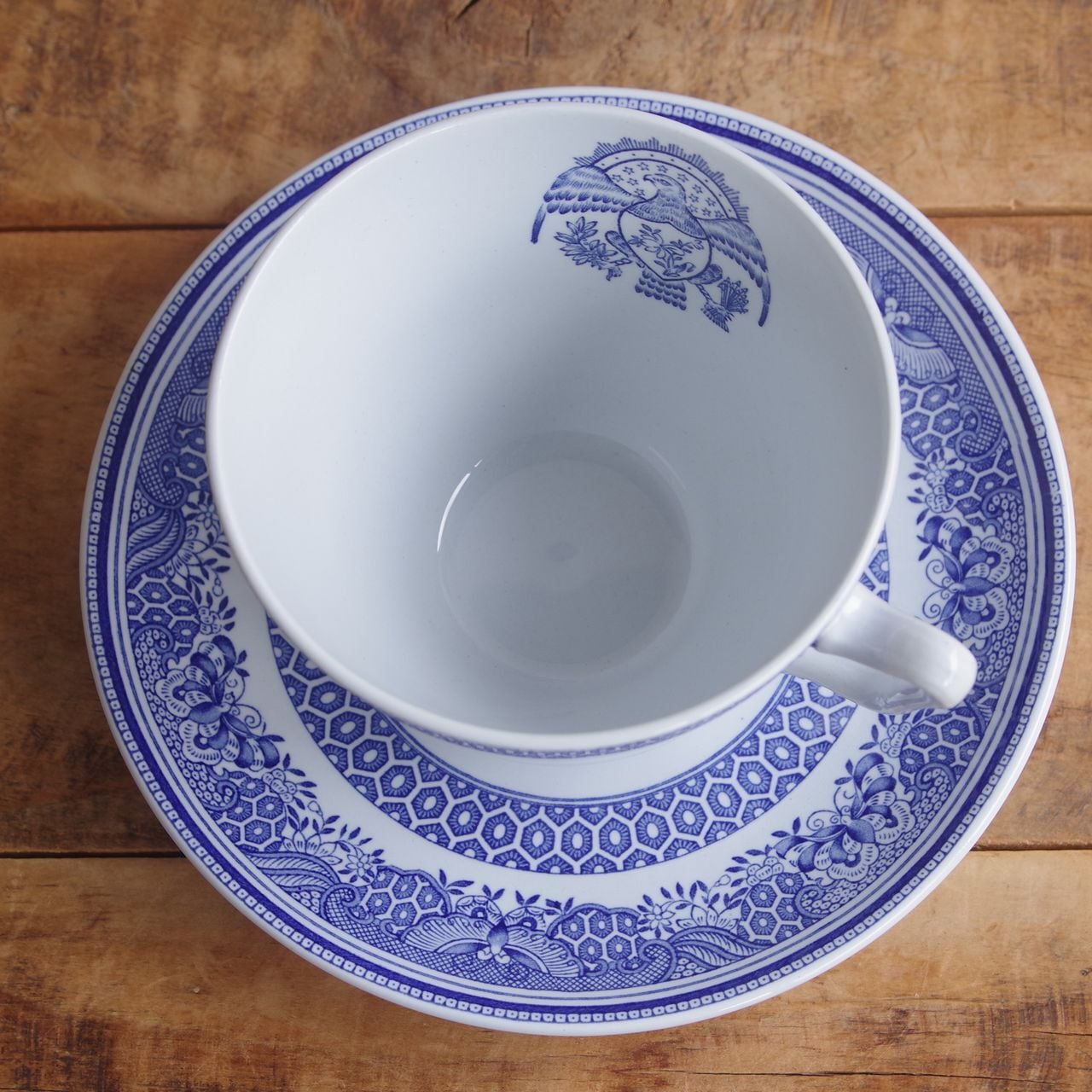 スポード ヘリテージ グレー ブルー コーヒーカップ＆ソーサー 鳥 ワシ