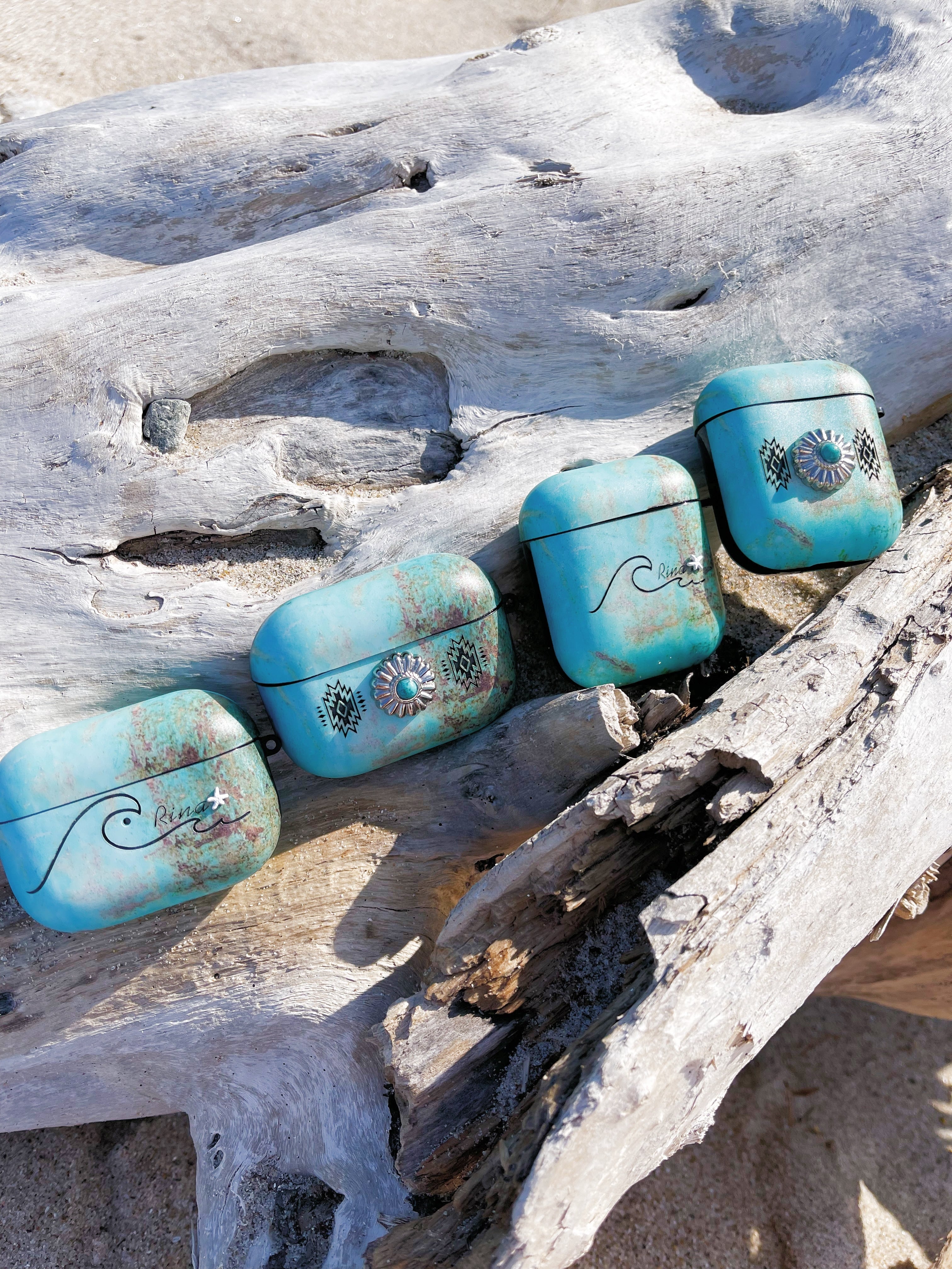 Turquoise AirPods case(concho) | ALOHA GLASS