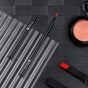 DUcare リップブラシ 1本 スライド式メイクブラシ携帯用 持ち運びやすい 伸縮可能 リップクリーム&口紅用 化粧ブラシ 化粧筆 高級繊維毛 使いやすい 柔らかい 肌に優しい 初心者向け (スライド式)