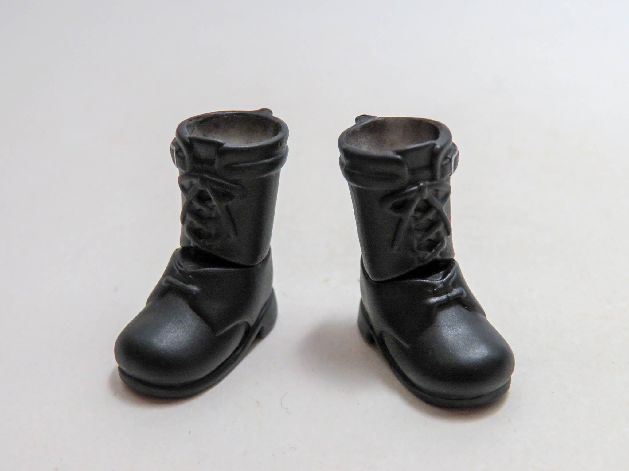 ねんどろいどどーる おようふくセット にゃんこーで(パープル) ブーツ