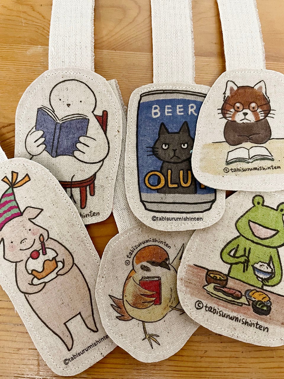 撥水ラミネート】ミニサイズのシェル型ポーチNo.9 和菓子インコ