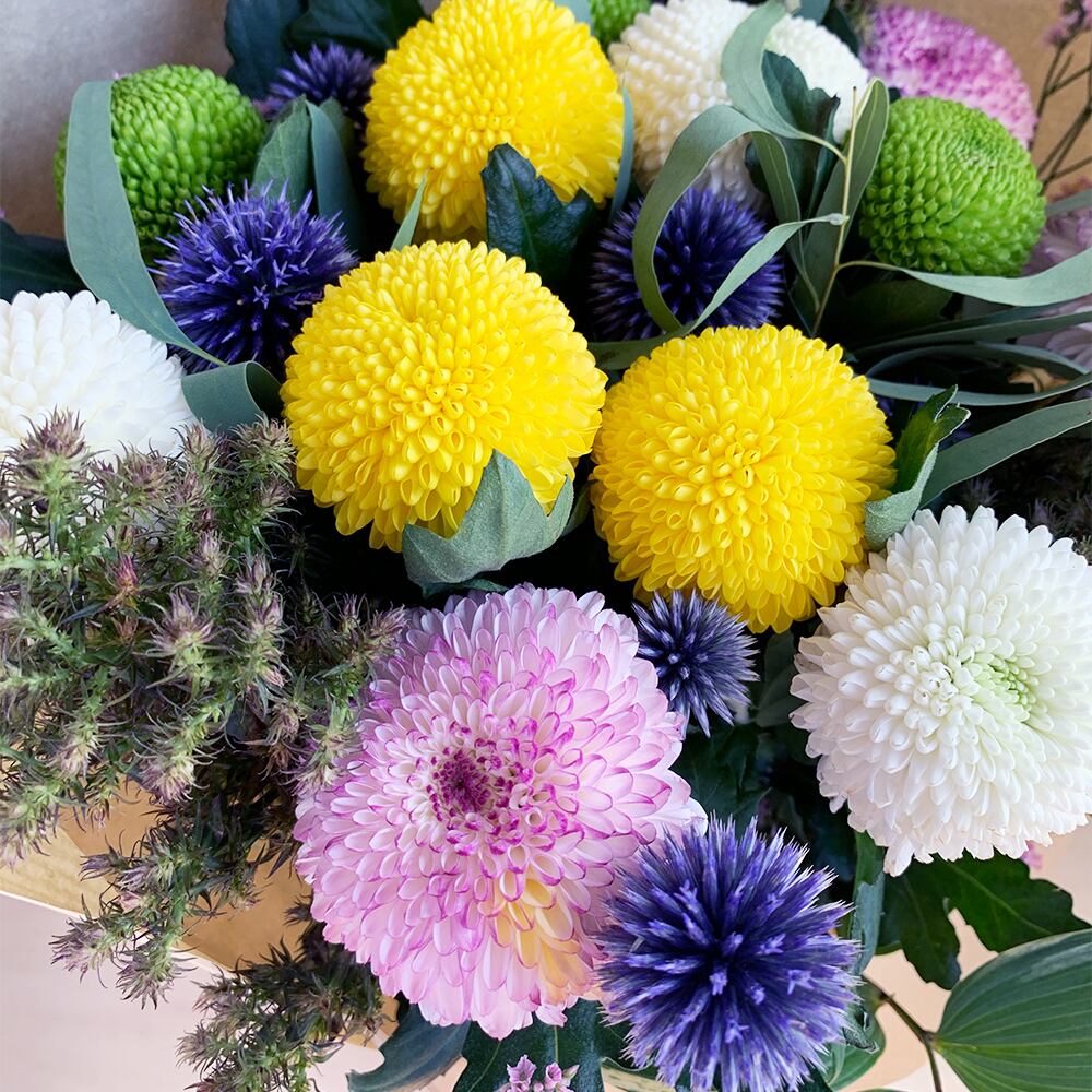 ピンポンマムブーケ M よいはな Yoihana 最高品質のお花をお届けするネット通販 ピンポンマムブーケ M よいはな Yoihana 最高品質のお花をお届けするネット通販