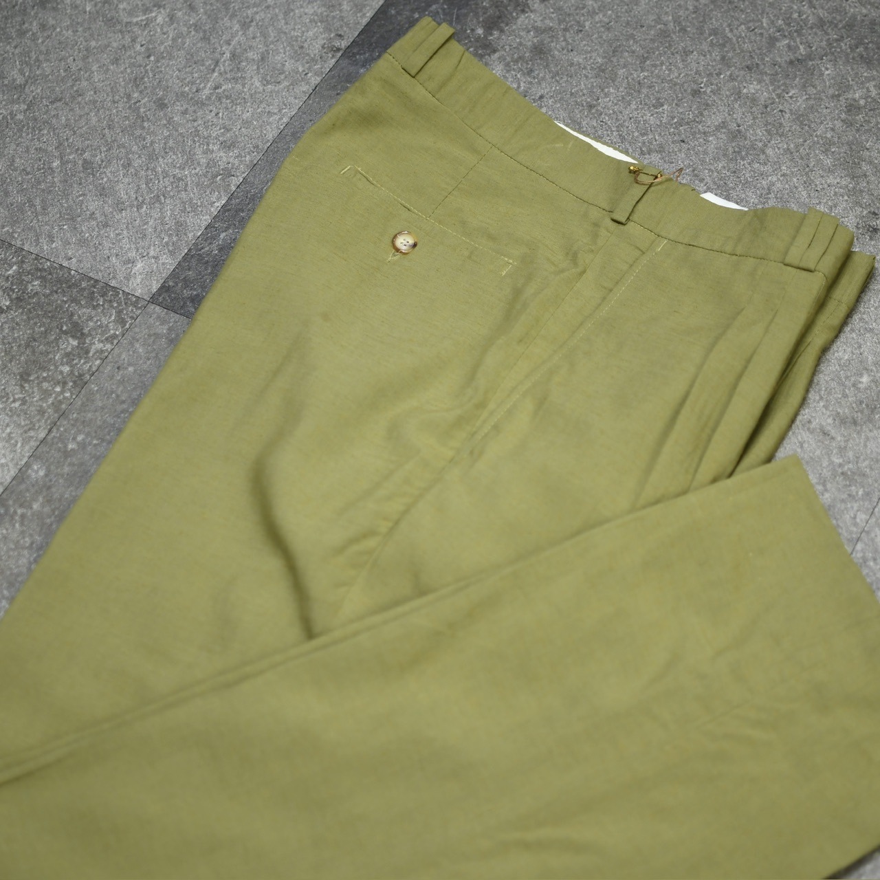rayon blend 3tuck slacks khaki