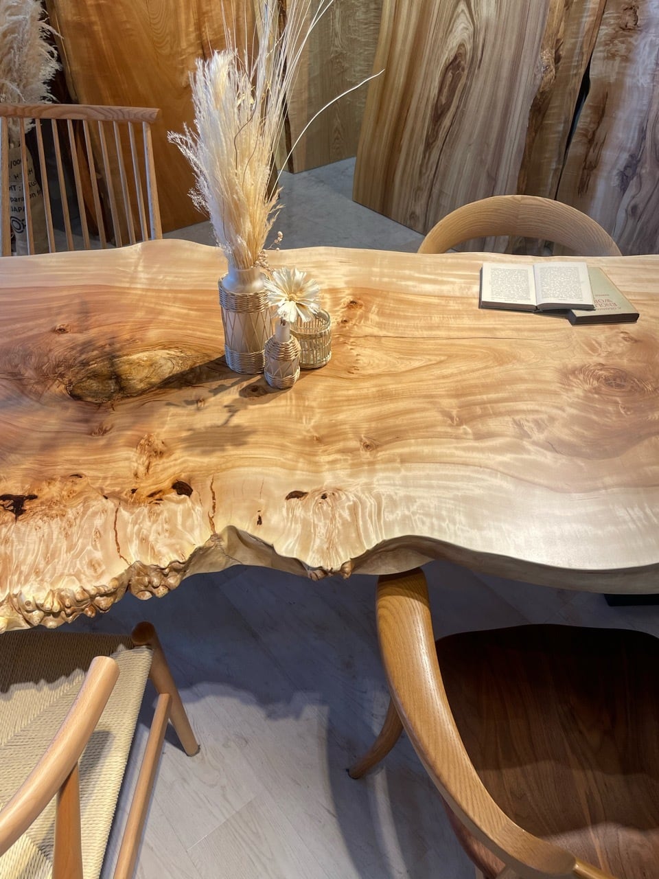 Premium】栃（トチ）瘤・全面杢 一枚板 2350×850-980×55 No.242206