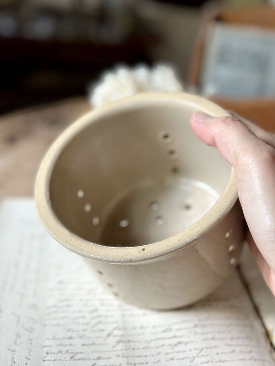 フロマージュ用水切りポット 陶器の入れ物 チーズ | Brocante de La