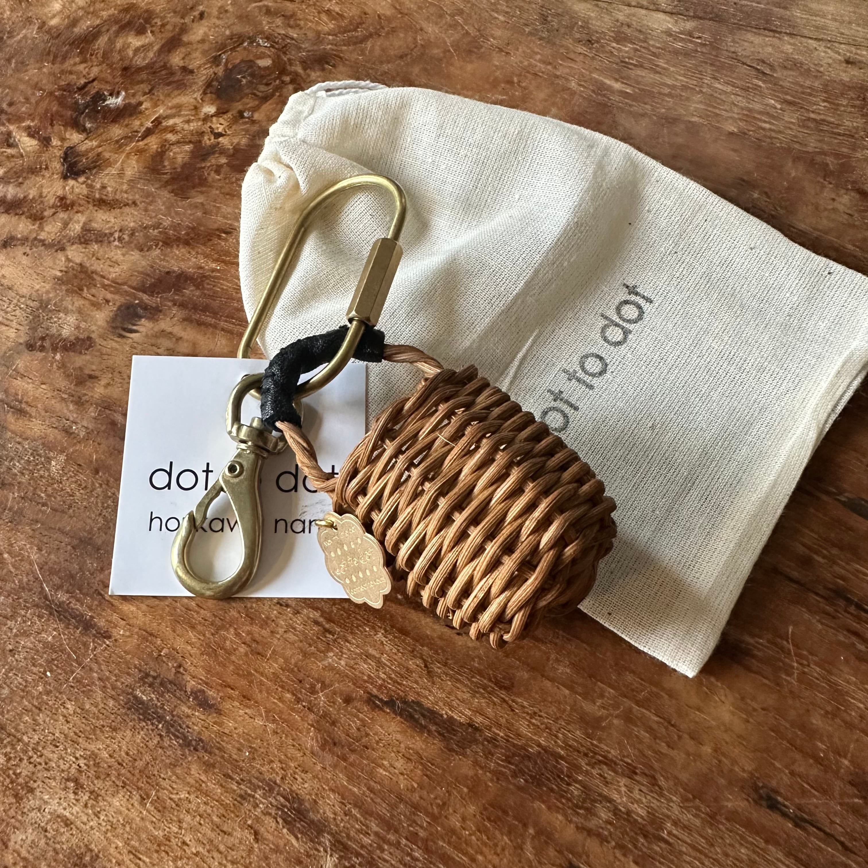 MINIATURE BASKET KEYRING | dottodot-works