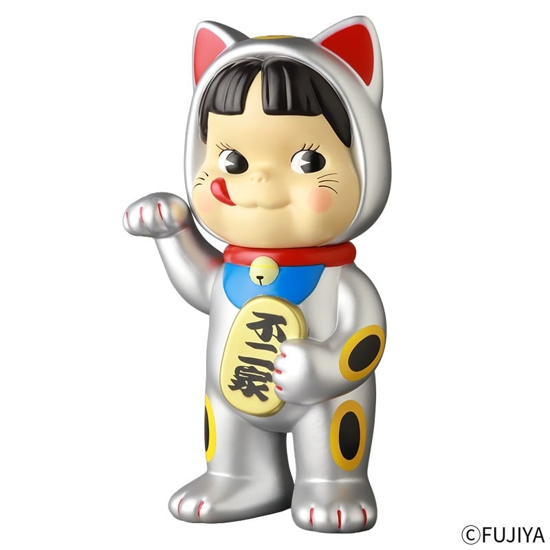 不二家ペコちゃん招き猫ソフビ　最終値下げ 不二家ソフビコレクション 招き猫 ペコちゃん 銀塗装 | familytown