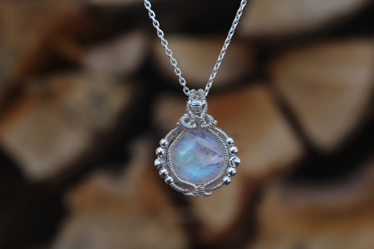 Rainbow moonstone silver925 wire wrapping  pendant