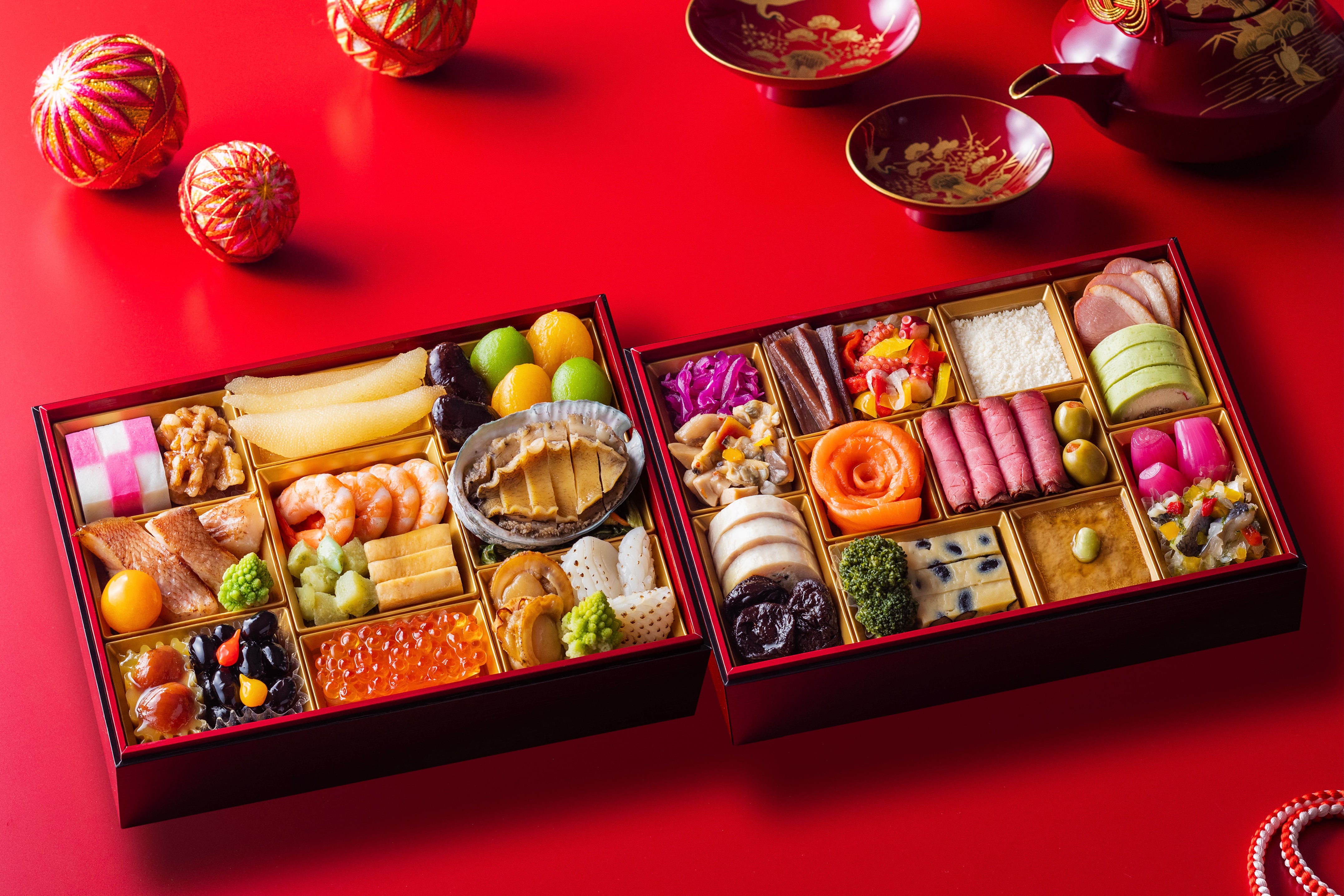 【早割予約】「御室」和洋おせち二段重(3〜4人前)