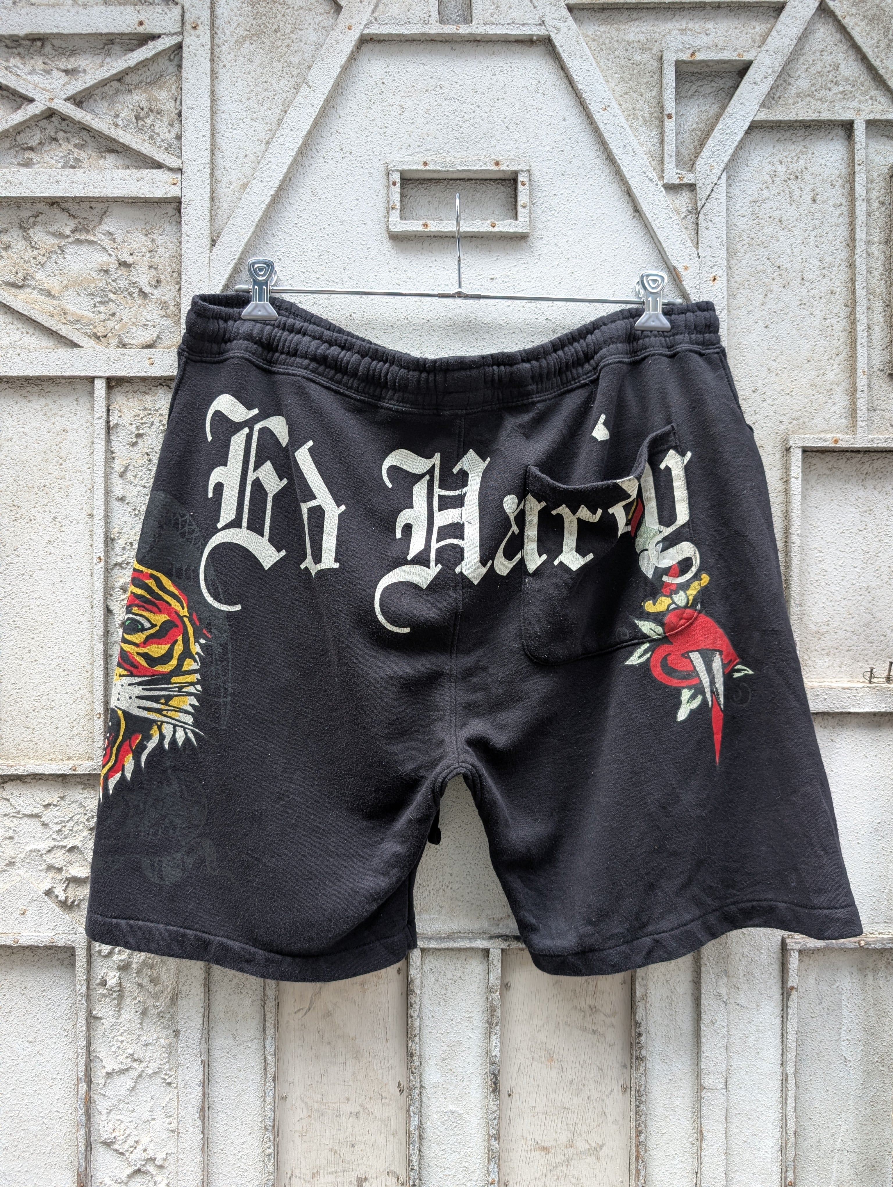 "ED HARDY" print shorts
