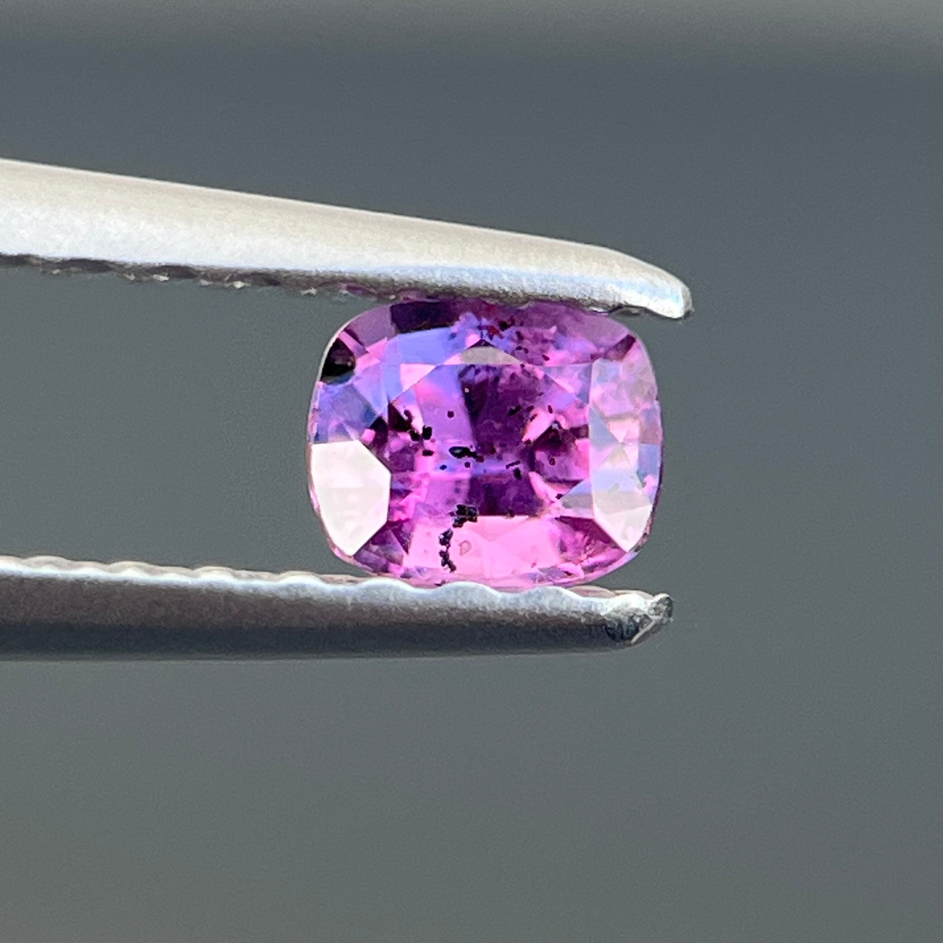 クロムダイオプサイト 0.77ct オーバル | Pay ID クロムダイオプサイト 0.77ct オーバル | Pay ID