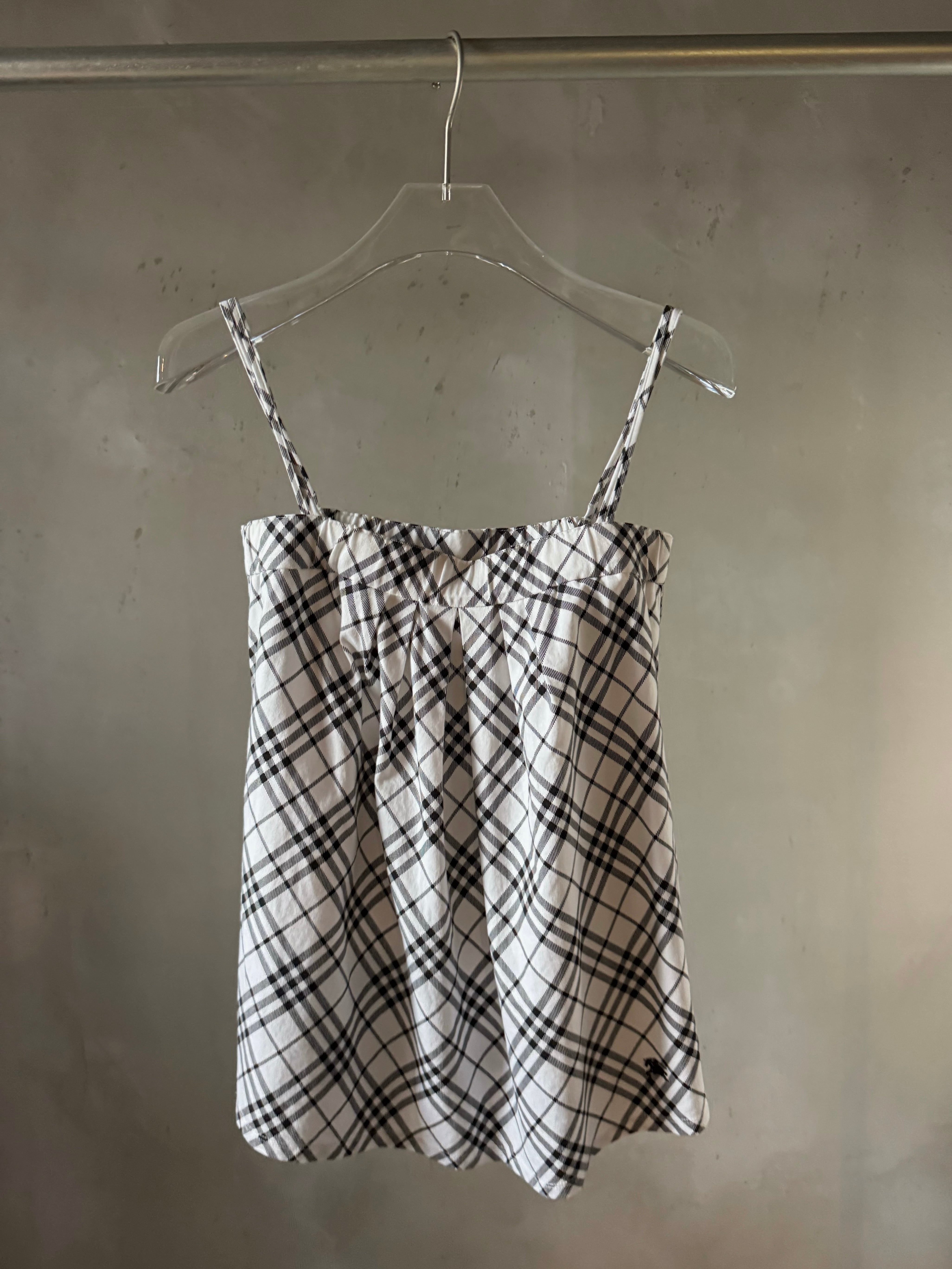 Burberry monotone 2way cami/tube top
