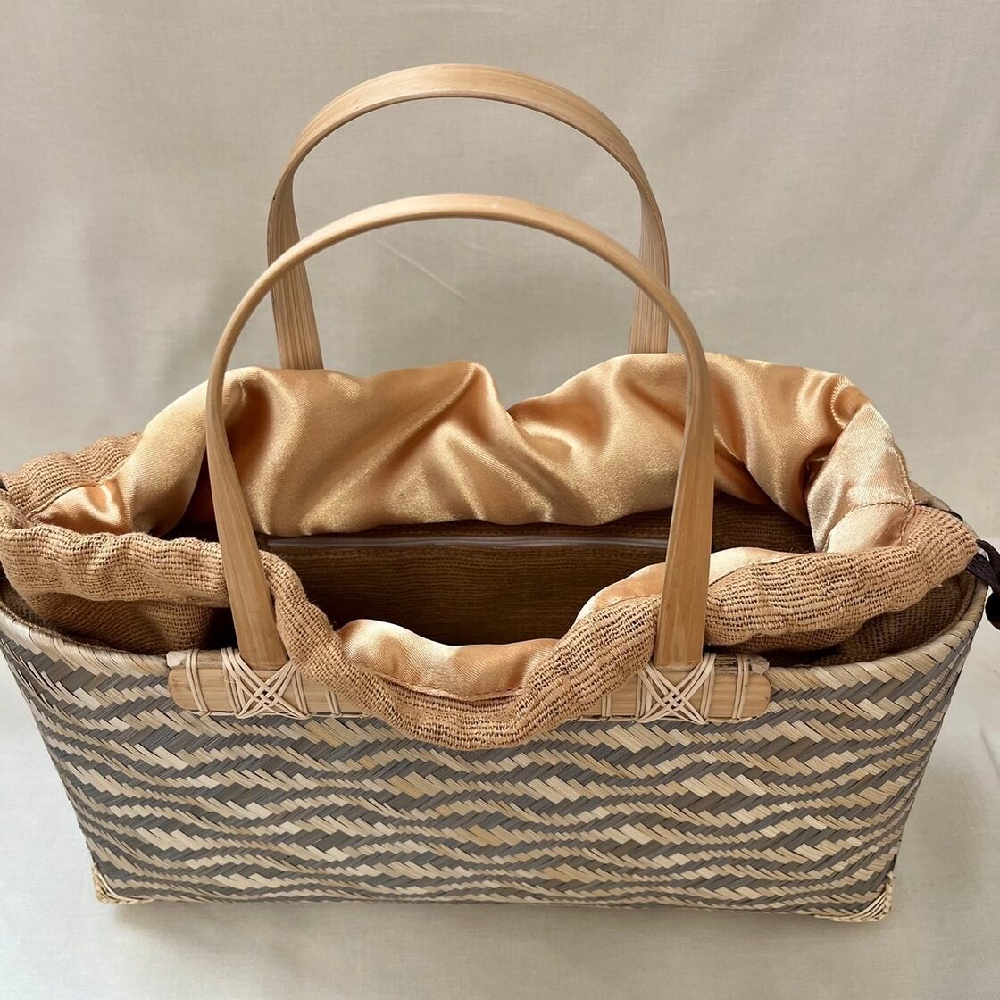 プラニー工房 竹&籐皮のバッグ（タイ王室御用達 竹籠バッグ(プラニー  
