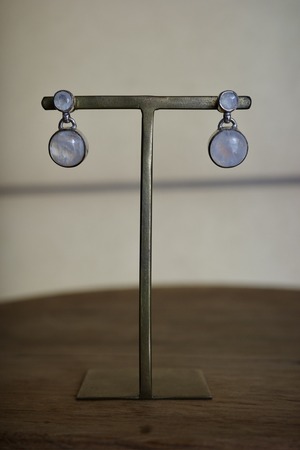 vija earth pierce