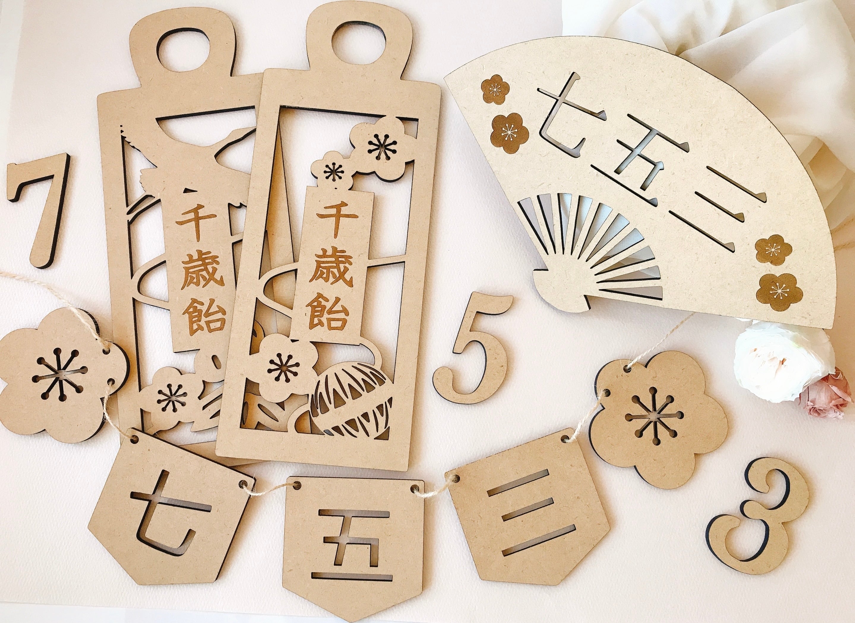 楽天市場】【Mサイズ】木製*千歳飴袋風プレート 七五三 753 撮影 小物