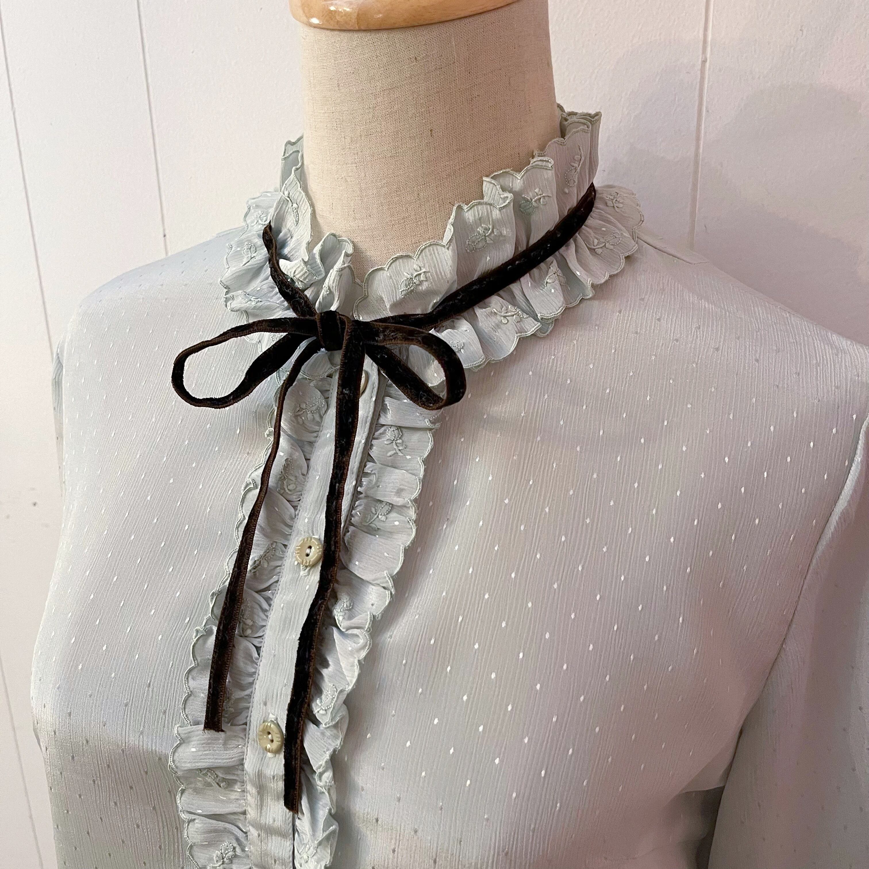 mint green velours ribbon blouse