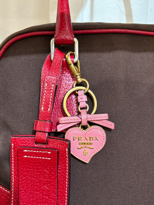 PRADA/ vintage pink heart keyring.