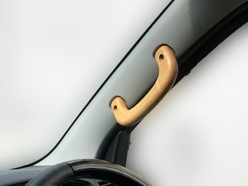 ハイエース200系 アシストグリップ&シフトノブ フロントセット ウッド 