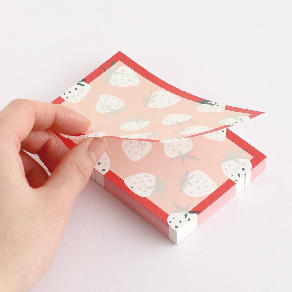 太陽ノ塔洋菓子店】缶入りメモパッド アカイチゴ / アオイチゴ 全2種