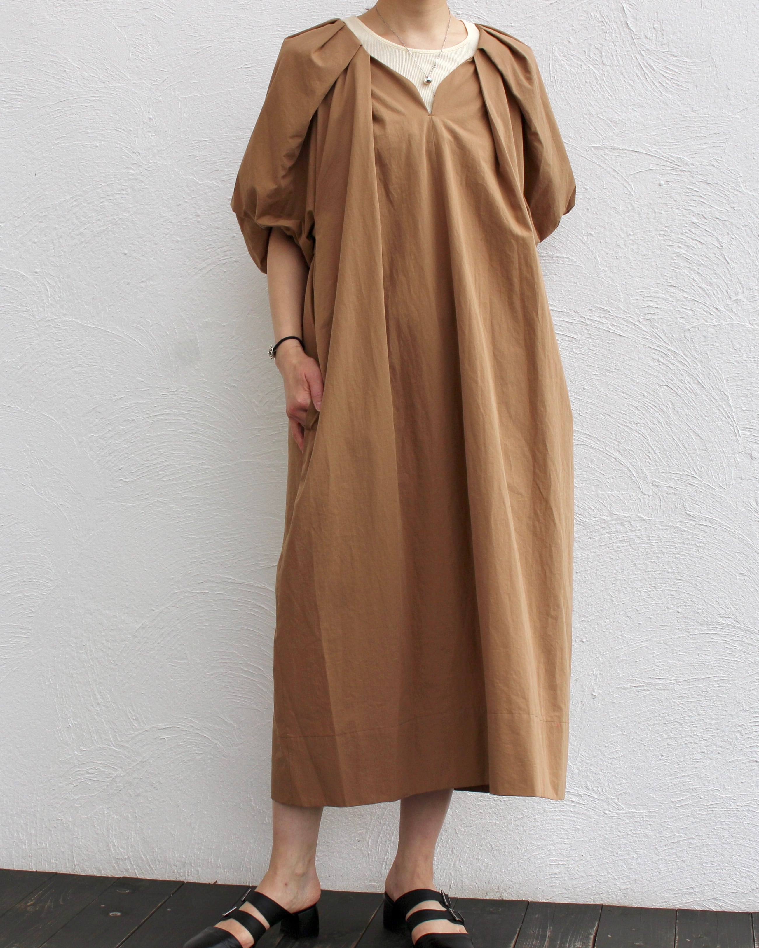 SAYAKA DAVIS/tucked cocoon dress