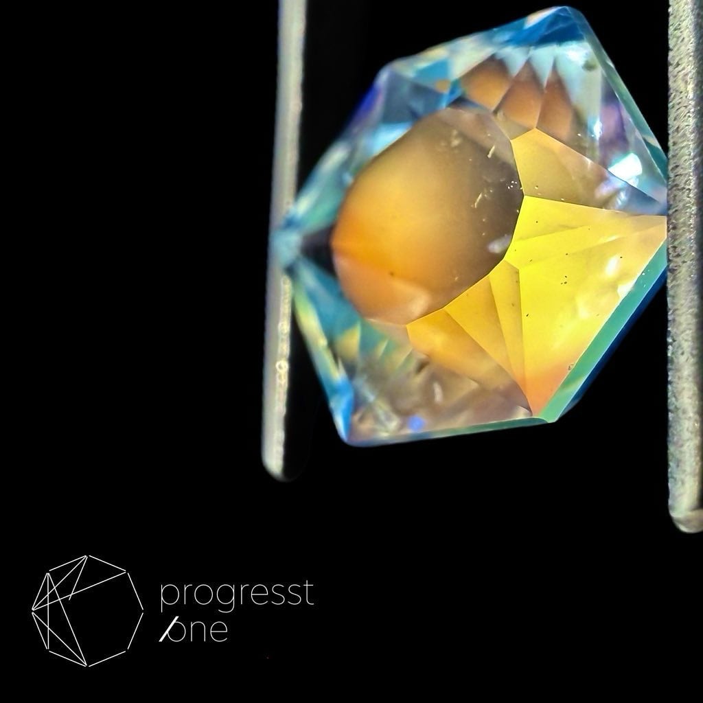 ドラゴン（ラブラドライト1） ラブラドライト オーバル カボション8