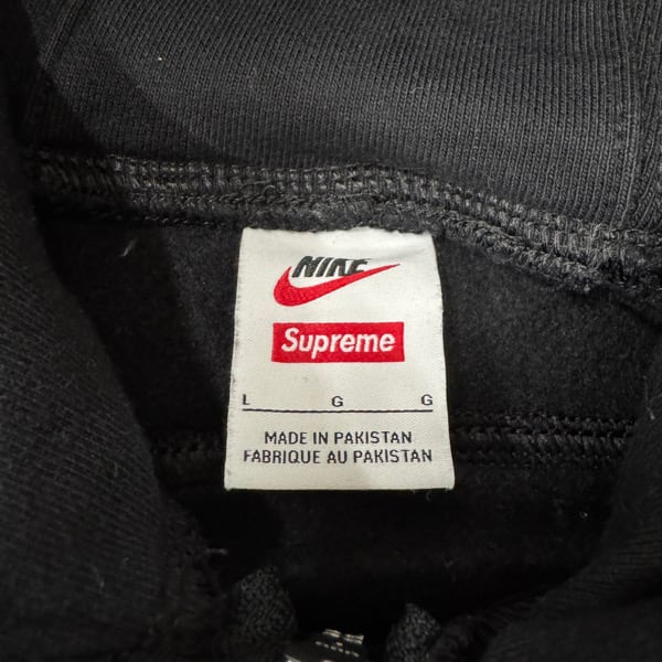 SUPREME NIKE パーカー　シュプリーム　スウェット　刺繍 Supreme×NIKE/シュプリーム×ナイキ【25SS】Zip Up Hooded