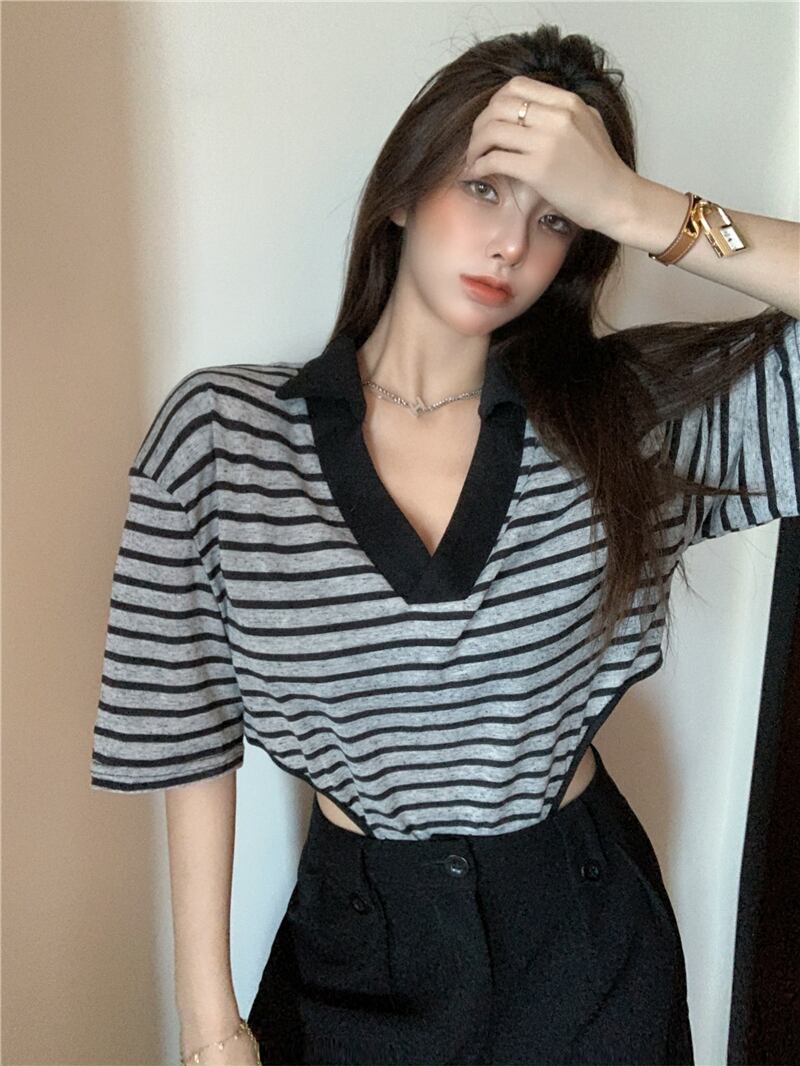 ストライプ薄手ニットセーター ワンピースTシャツ ショートスタイルVネックトップス ガールズファッション69409178658