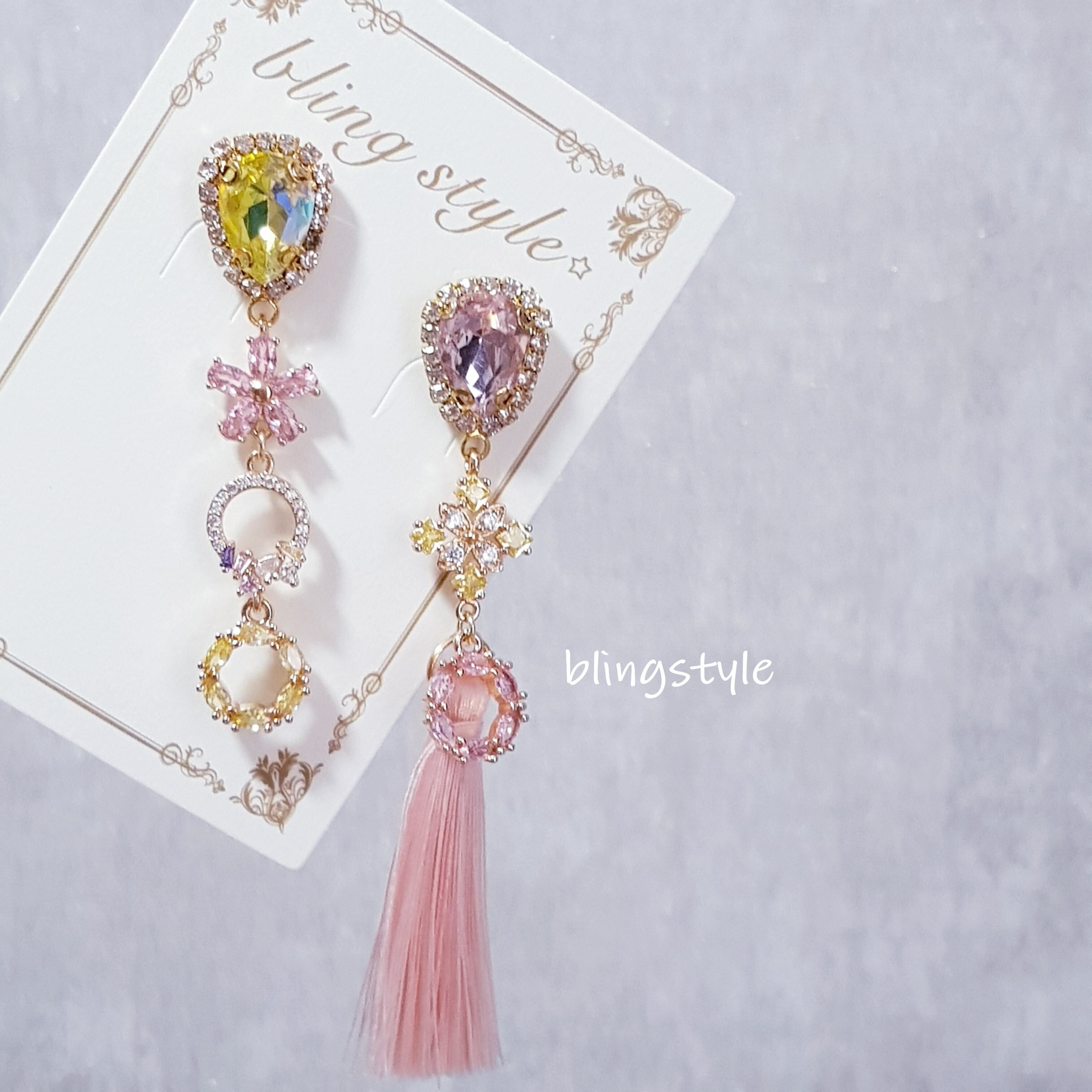 手染めビーズと薔薇ビジュー♡ アシメ　ピアス/イヤリング✩*॰¨ 98cd8832f555b001edd2434a4553d2