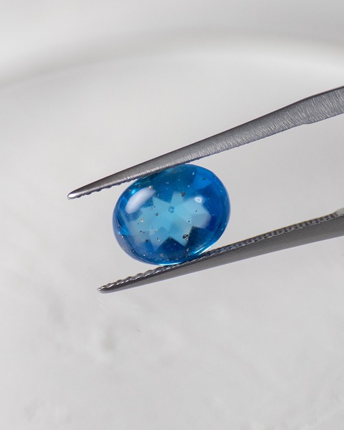 バフトップオーバルカット10×8mm　#637【硝子の宝石】箔入