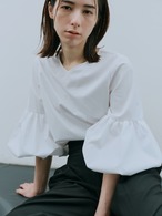 袖ボリュームトップス　white