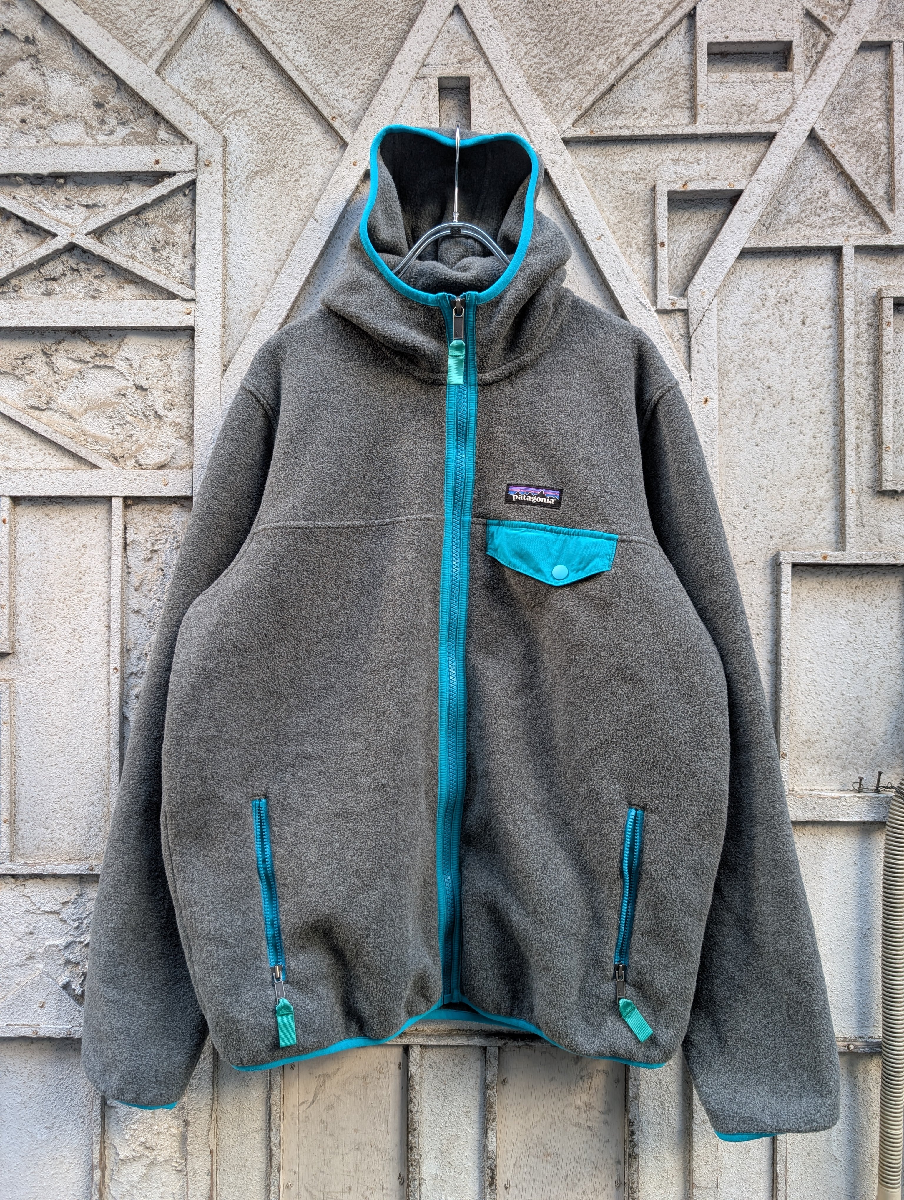 "PATAGONIA" hooded fleece jacket