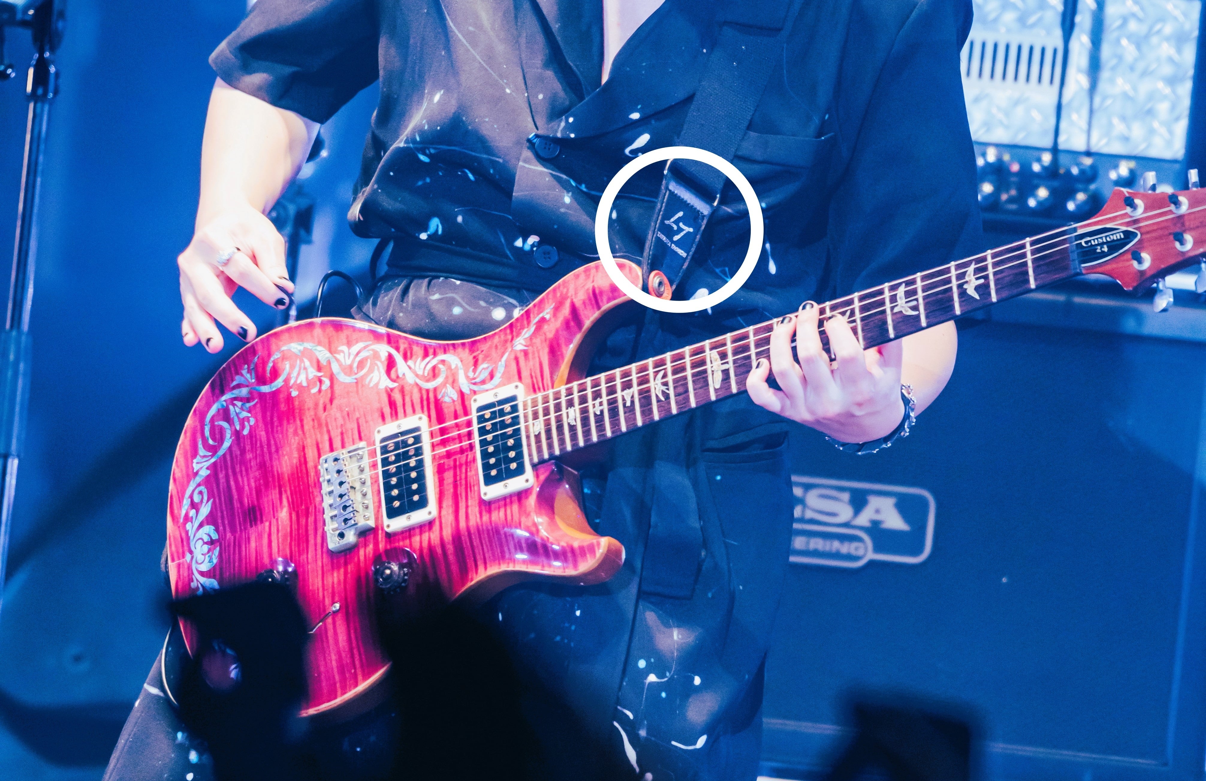 Black パーカー/ギターストラップセット | 「TT」-Tatsuya Taguchi-